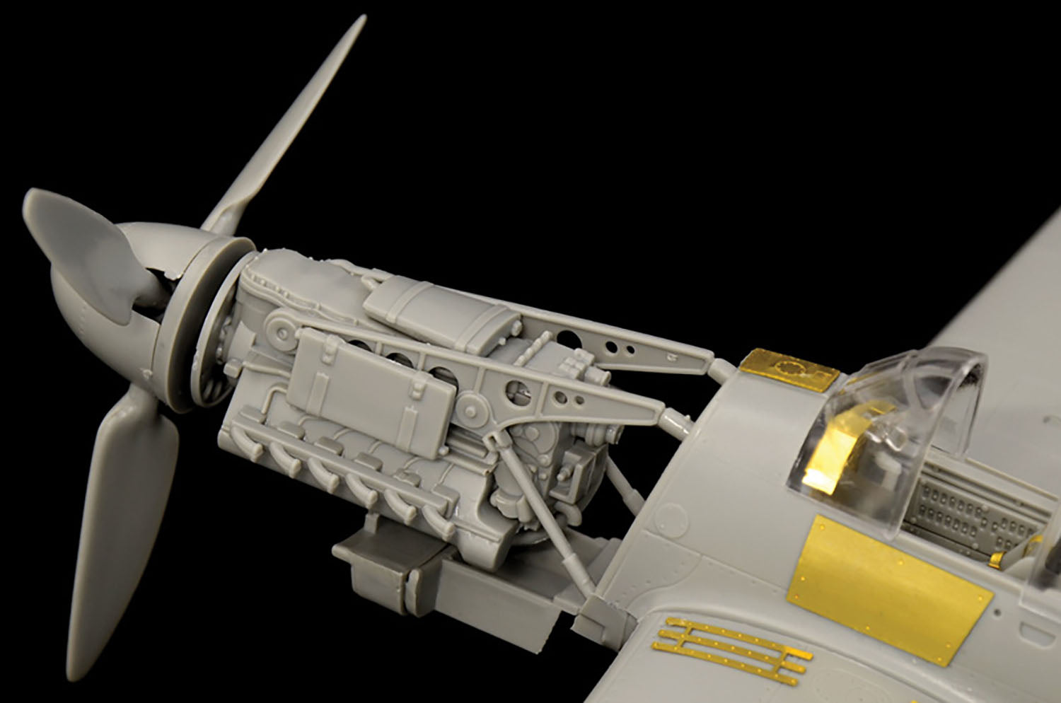 4545782123685-4.jpg