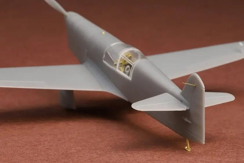 4571628260696-2